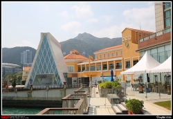 愉景灣, 海濱白教堂