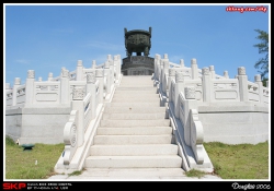 澳門, 媽祖文化村, 巨大香爐