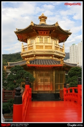 志蓮靜苑, 南蓮園池, 圓滿閣