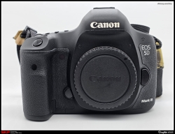 Canon EOS 5D Mark III